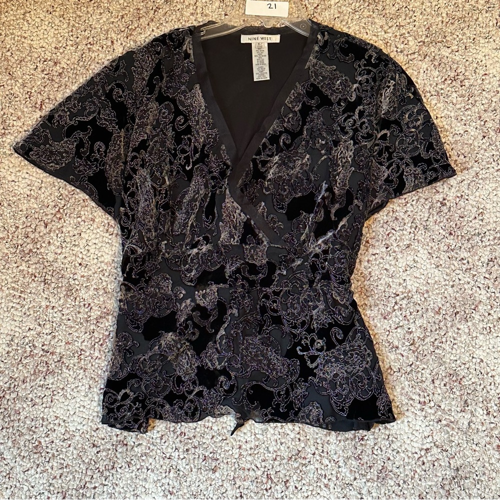 Nine West Black and Gray Patterned Blouse